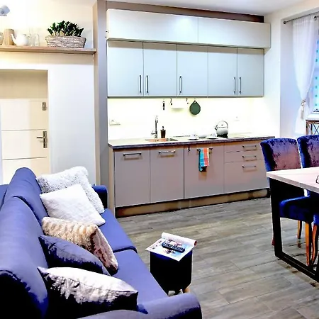 Apartamenty Sjesta Centrum Kudowa Zdroj Exterior photo